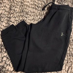 Boys Under Armour joggers size youth medium